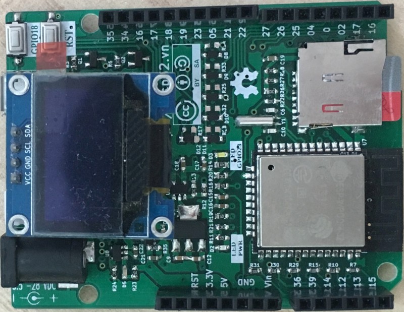 ESP32vn IoT Uno